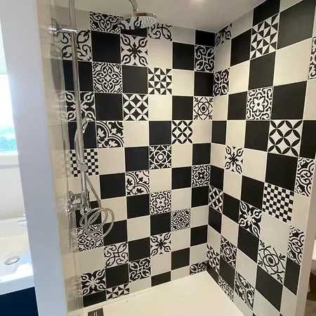 Grangette Au Chateau De Castelnau * Prudhomat